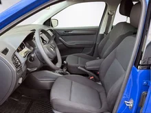 Škoda Fabia 125 in Energy-Blau