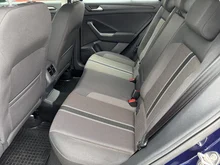 VW T-Roc Design TDI in Atlantik Blue Metallic
