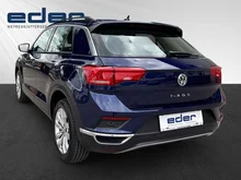 VW T-Roc Design TDI in Atlantik Blue Metallic