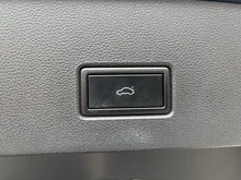 VW T-Roc Design TDI in Atlantik Blue Metallic