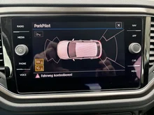 VW T-Roc Design TDI in Atlantik Blue Metallic