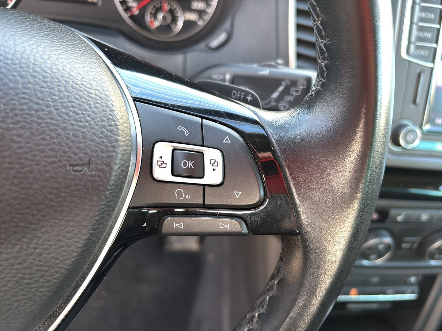 VW Sharan Highline TDI SCR DSG 7-Sitzer | Bild 16 von 29