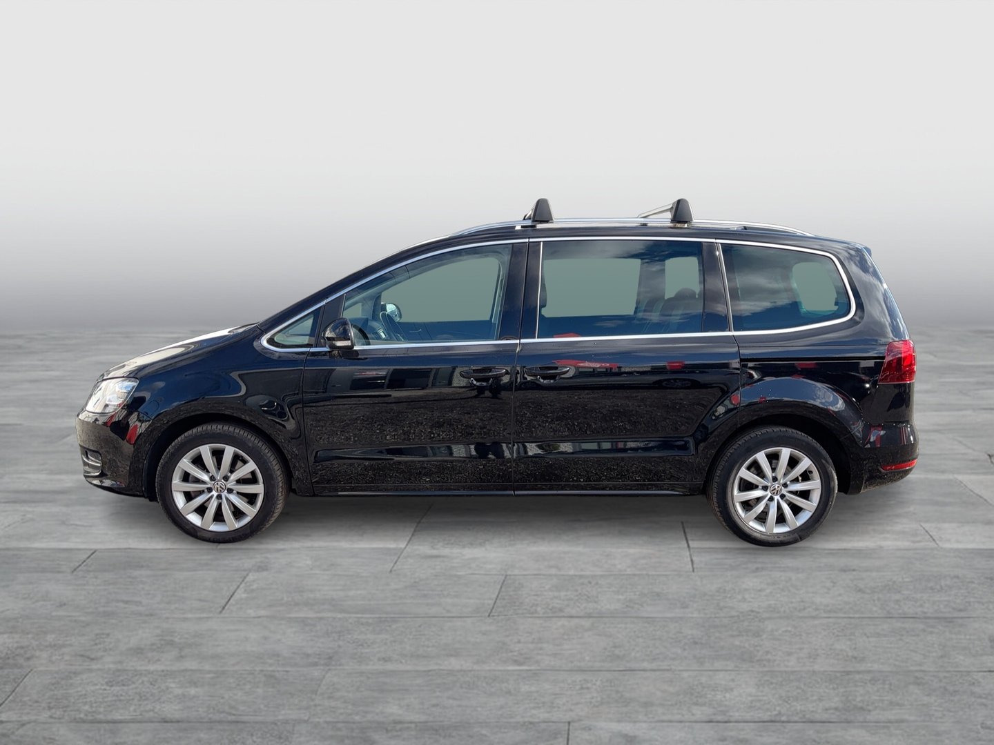 VW Sharan Highline TDI SCR DSG 7-Sitzer | Bild 2 von 29