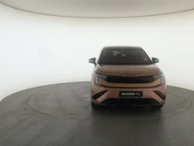 Škoda Peaq Sportline 90x in Rosewood-Beige Metallic