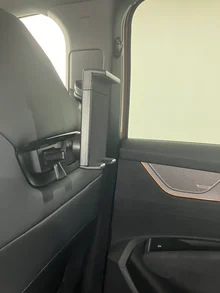 Škoda Peaq Sportline 90x in Rosewood-Beige Metallic