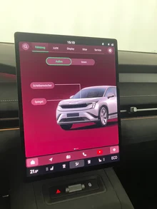 Škoda Peaq Sportline 90x in Rosewood-Beige Metallic
