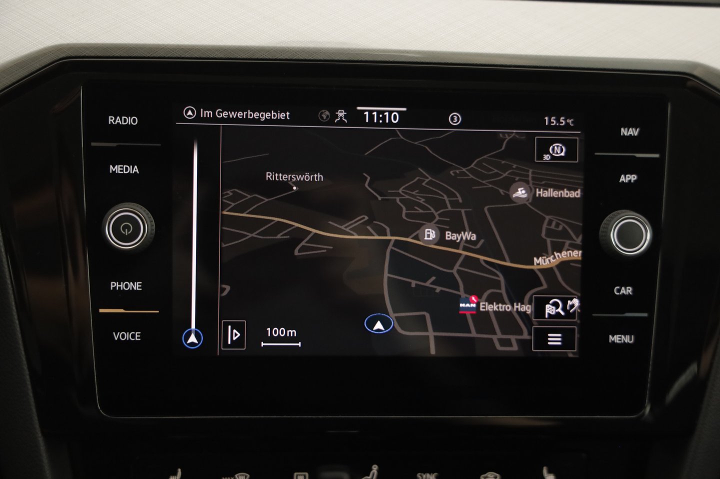 VW Passat Variant Business TDI DSG | Bild 14 von 21