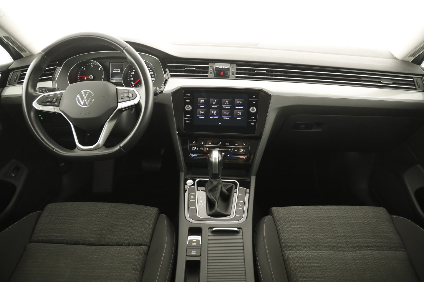 VW Passat Variant Business TDI DSG | Bild 11 von 21