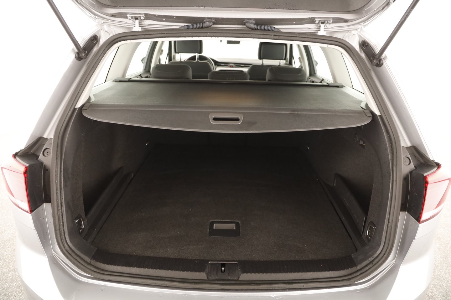 VW Passat Variant Business TDI DSG | Bild 17 von 21