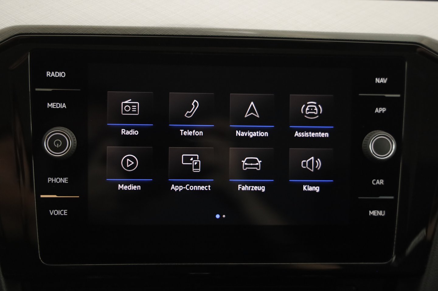 VW Passat Variant Business TDI DSG | Bild 13 von 21