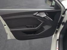 Audi A1 Sportback 30 TFSI S line in TAUSILBER METALLIC