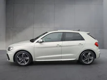 Audi A1 Sportback 30 TFSI S line in TAUSILBER METALLIC