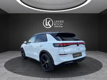 VW T-Roc R-Line eTSI DSG in Pure White Dach Black Uni