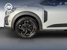 Dacia Jogger Extreme in dunkelgrau - normal