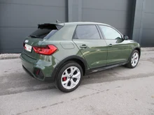 Thumbnail-Foto von Fahrzeug