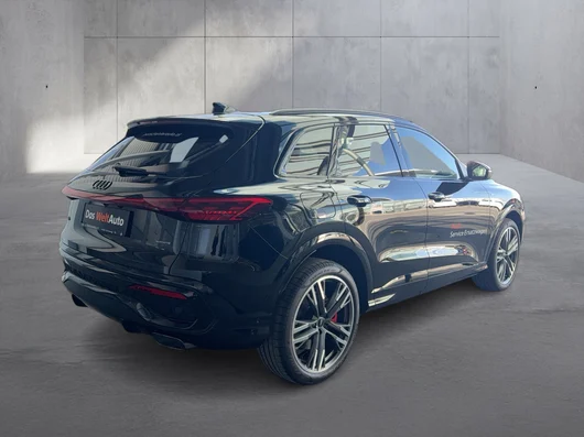 Bild eines Audi Q5 e-hybrid quattro 270 KW