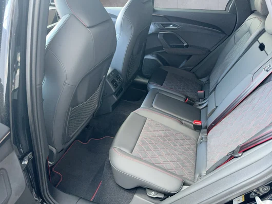 Bild eines Audi Q5 e-hybrid quattro 270 KW