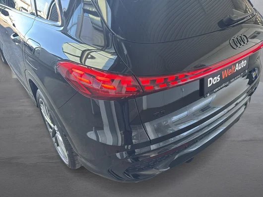 Bild eines Audi Q5 e-hybrid quattro 270 KW