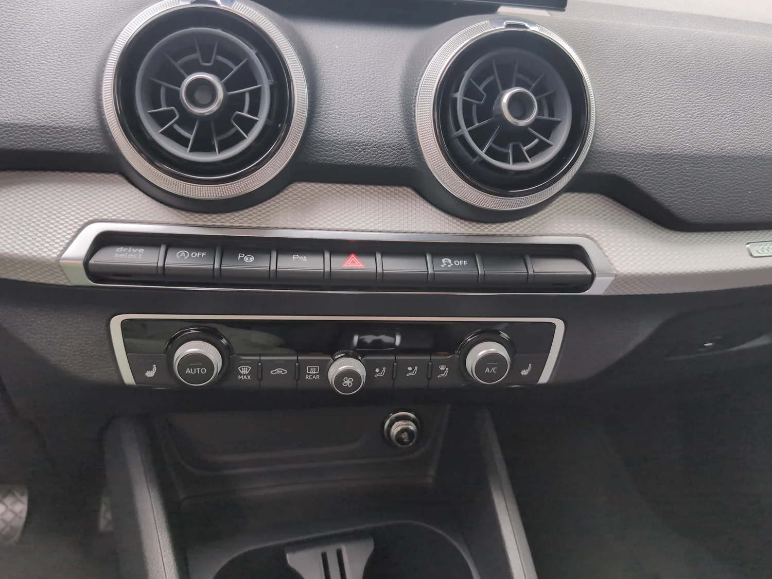 Bild eines Q2 30 TFSI admired
