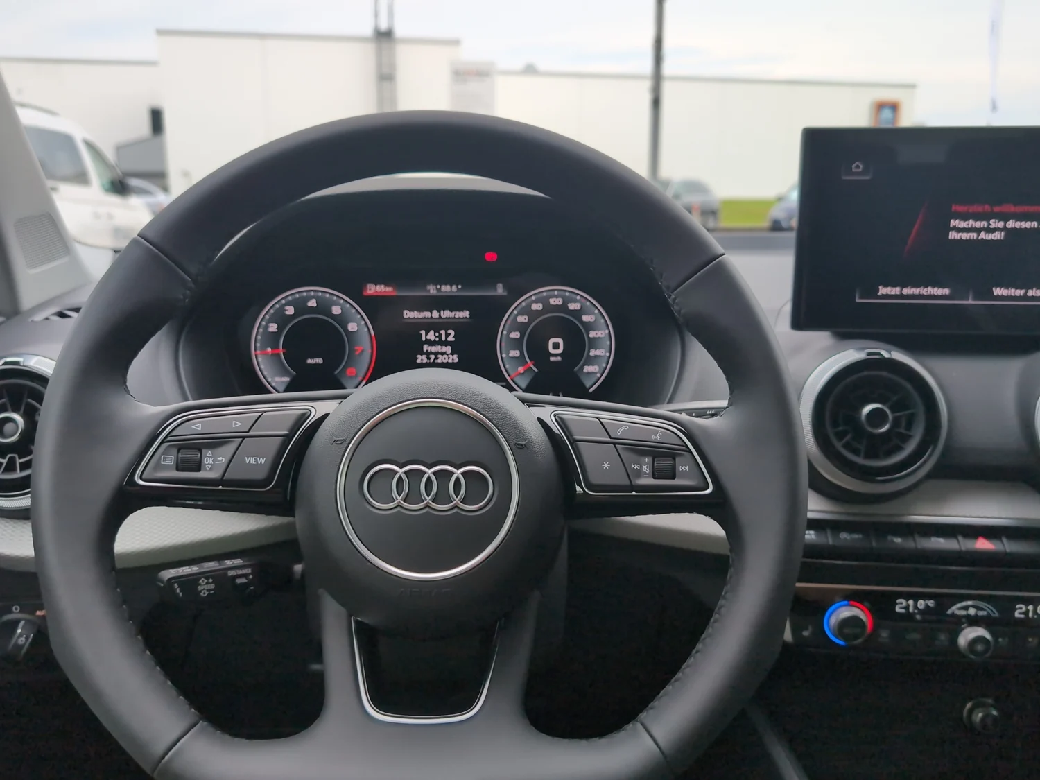 Bild eines Q2 30 TFSI admired