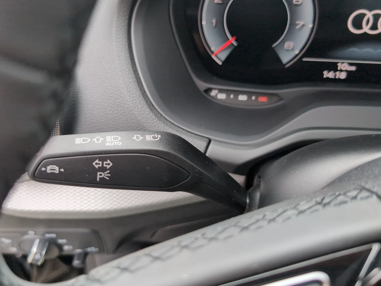 Bild eines Q2 30 TFSI admired