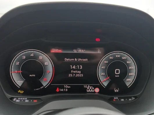 Bild eines Q2 30 TFSI admired