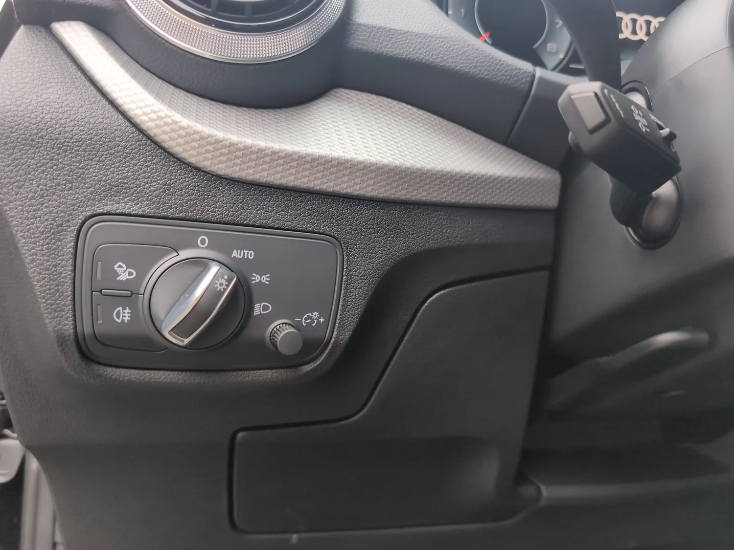 Bild eines Q2 30 TFSI admired