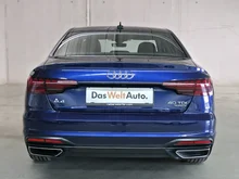 Audi A4 Limousine 40 TDI advanced quattro in NAVARRABLAU METALLIC