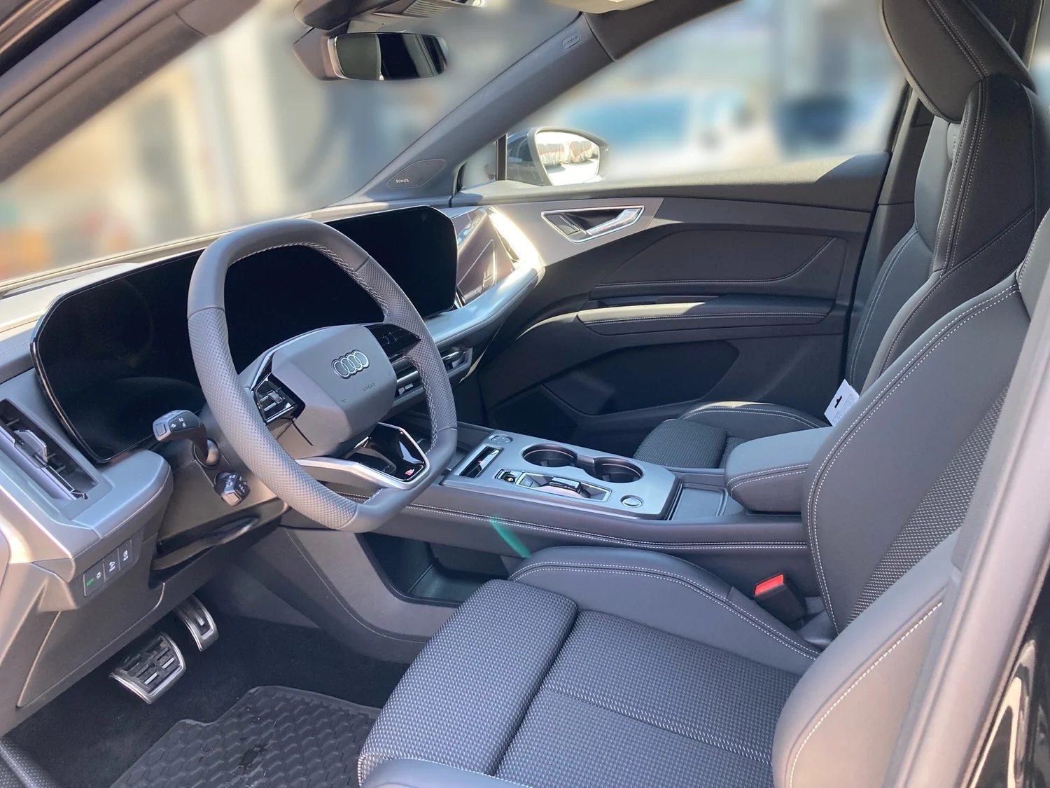 Bild eines Audi Q4 e-tron quattro