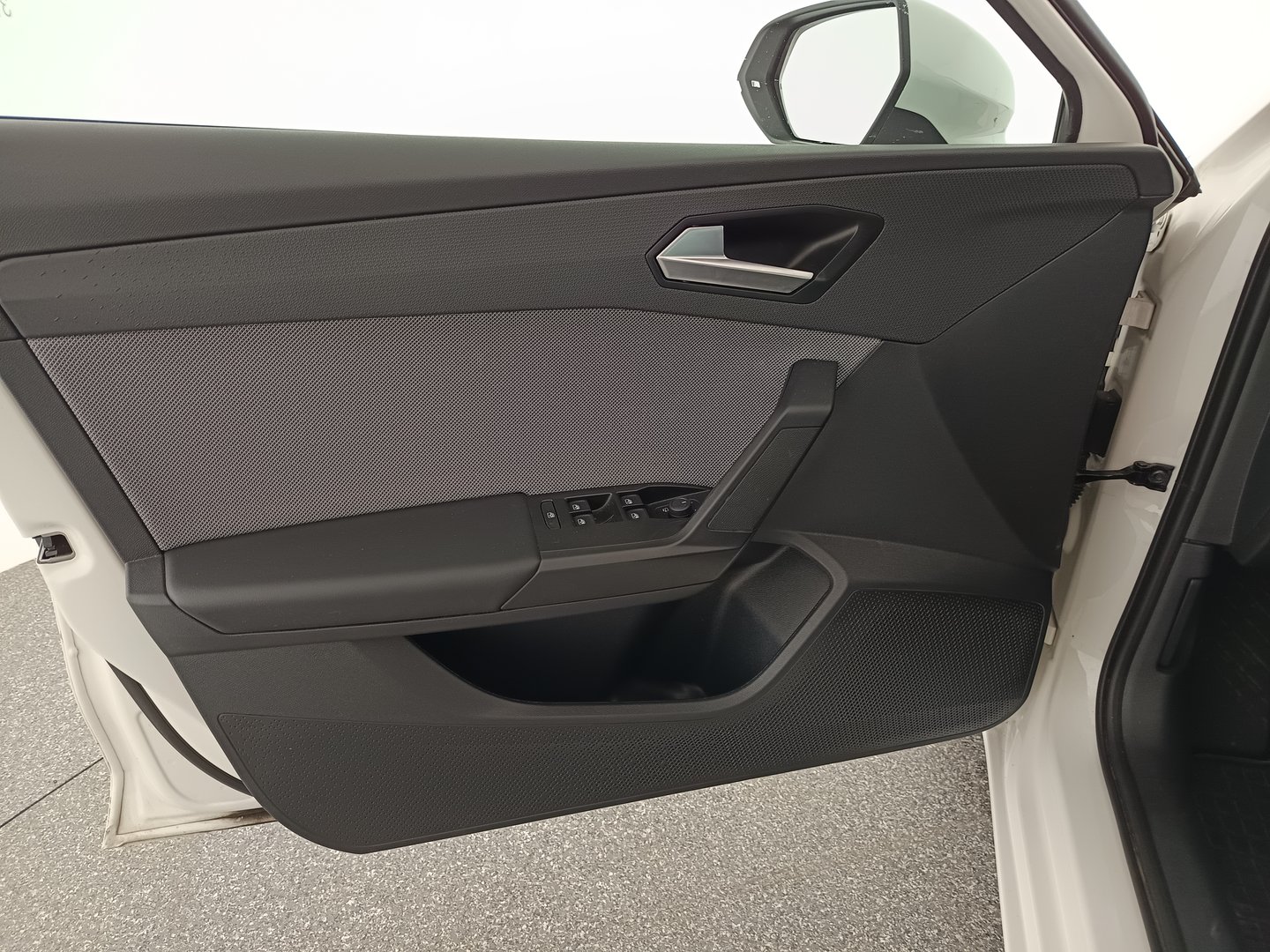 SEAT Leon SP Kombi Style 2.0 TDI DSG 150 PS | Bild 10 von 30