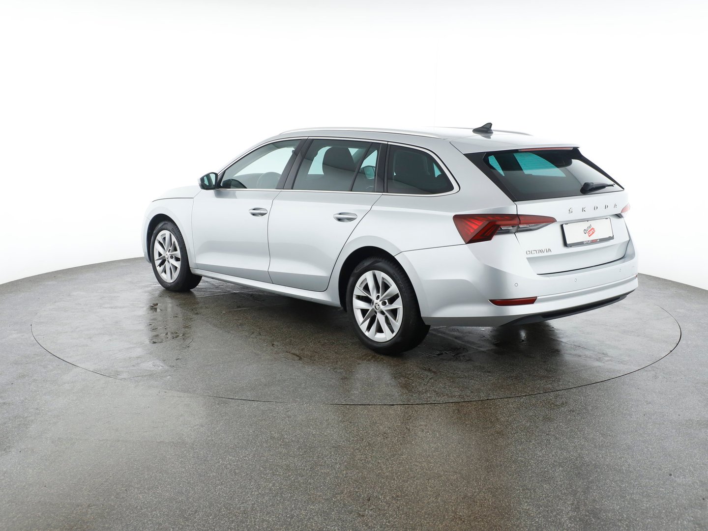 Škoda OCTAVIA Combi Style TDI DSG | Bild 2 von 13