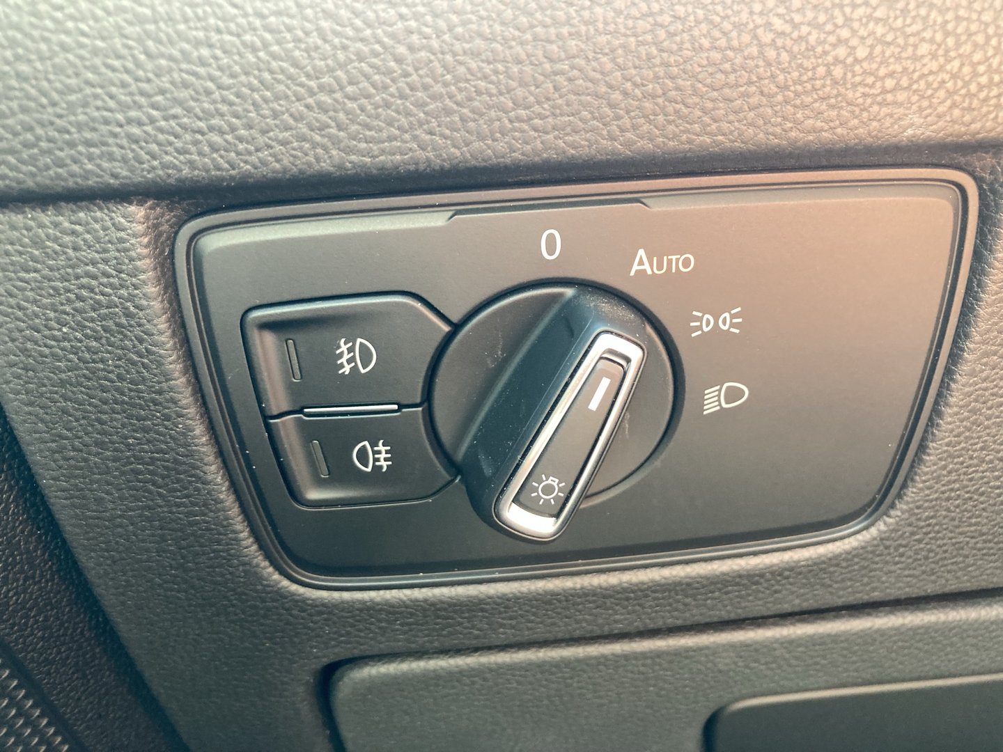 VW Passat Variant Business TSI | Bild 14 von 28