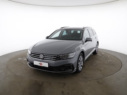 VW Passat GTE Variant