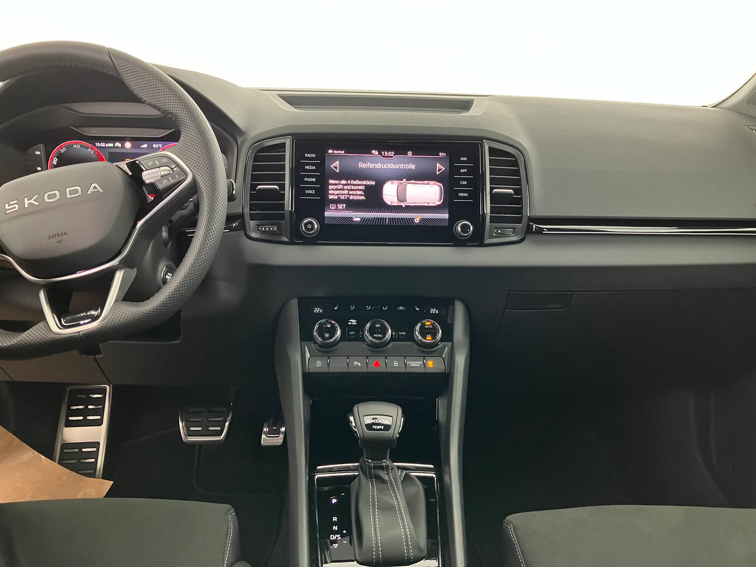 Bild eines Škoda Karoq 4x4 Sportline TDI DSG