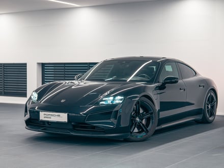 Porsche Taycan Turbo