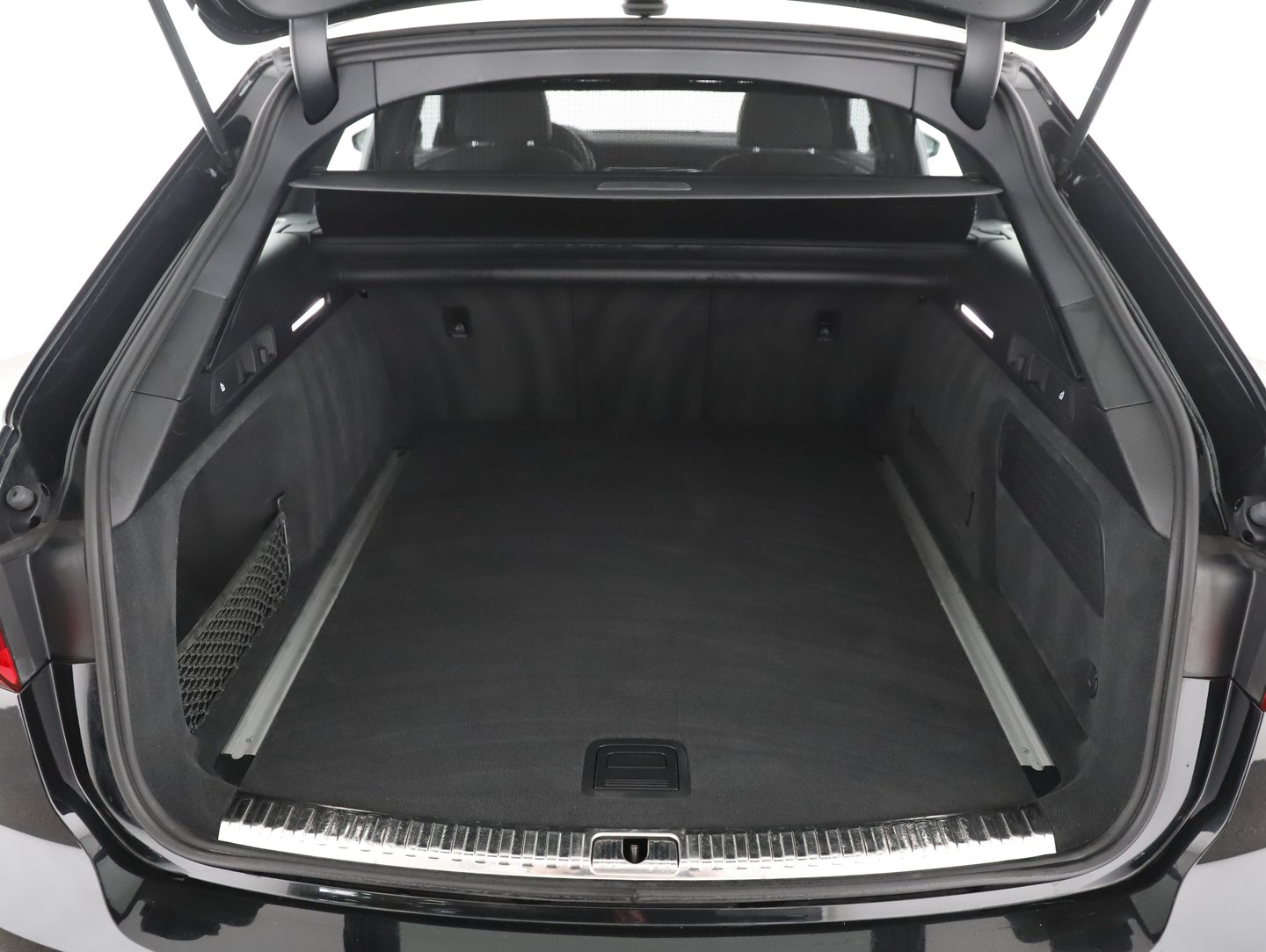 Audi A6 Avant 40 TDI quattro Design | Bild 11 von 14