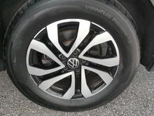 VW Tiguan 2,0 TDI Life DSG in Deep Blak Perleffekt