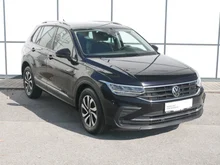 VW Tiguan 2,0 TDI Life DSG in Deep Blak Perleffekt