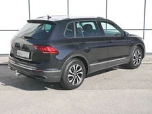 VW Tiguan 2,0 TDI Life DSG in Deep Blak Perleffekt