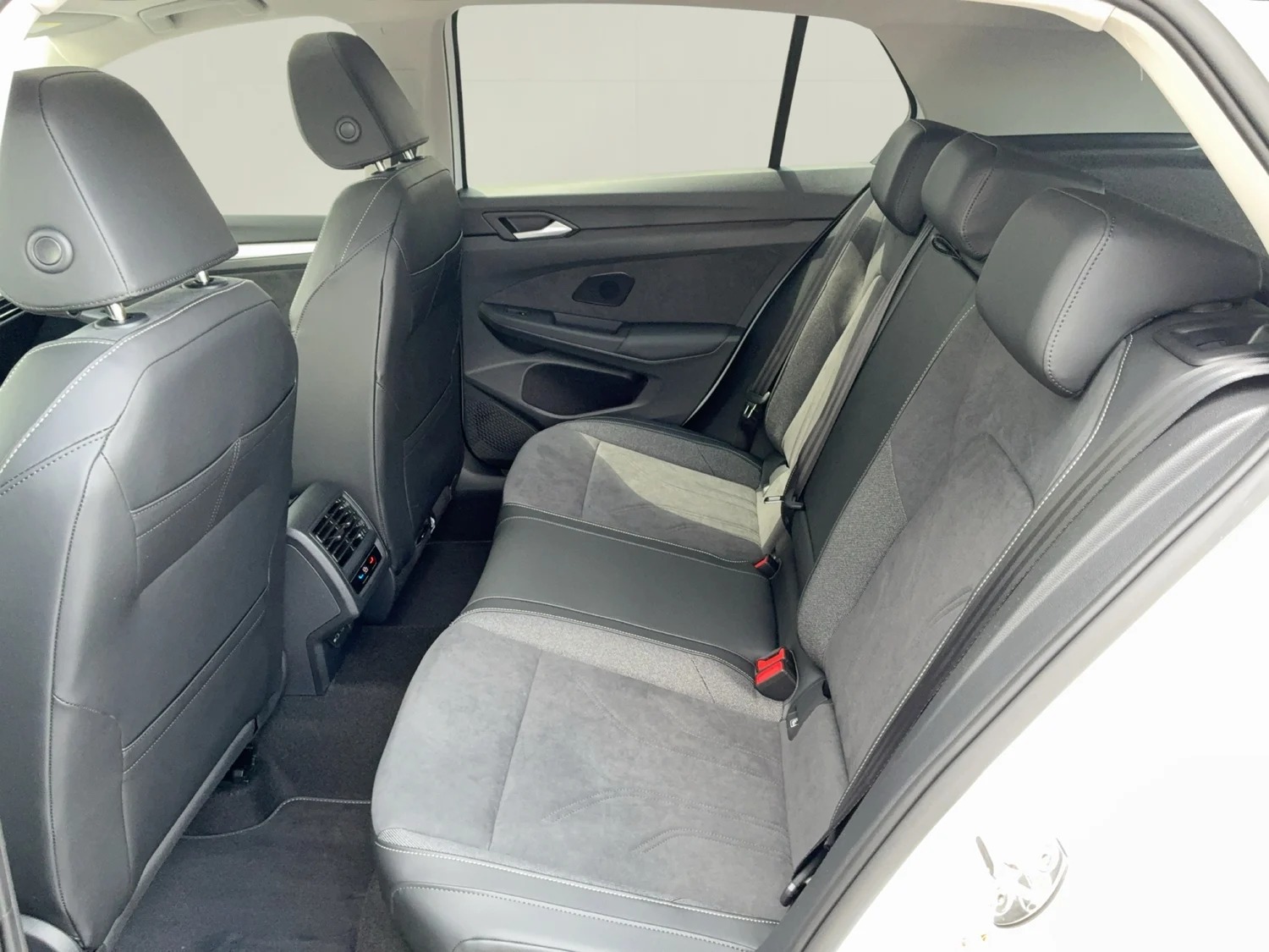 Bild eines VW Golf Falco Edition mHEV DSG