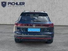 VW Touareg R eHybrid TSI 4MOTION in Meloe Blau Crystal Effekt