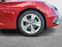SEAT Leon FR Edition 1.5 TSI 115 PS in Desire-Red Metallic