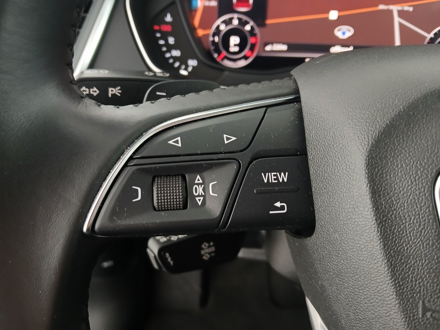 Audi Q5 40 TDI ultra quattro Design | Bild 16 von 33