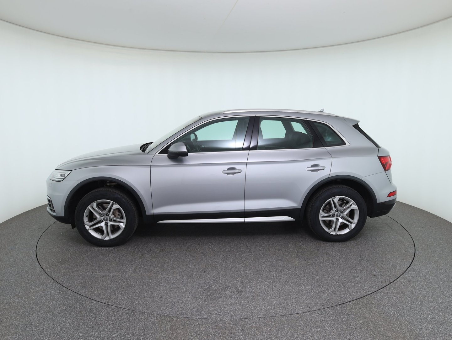 Audi Q5 40 TDI ultra quattro Design | Bild 8 von 33