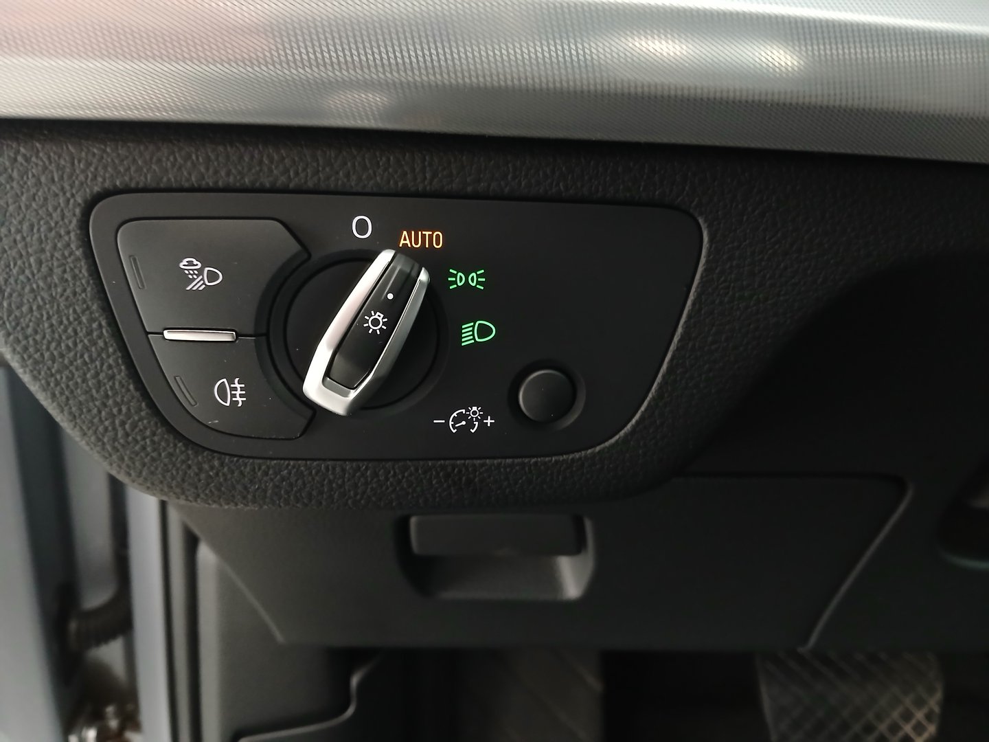 Audi Q5 40 TDI ultra quattro Design | Bild 12 von 33