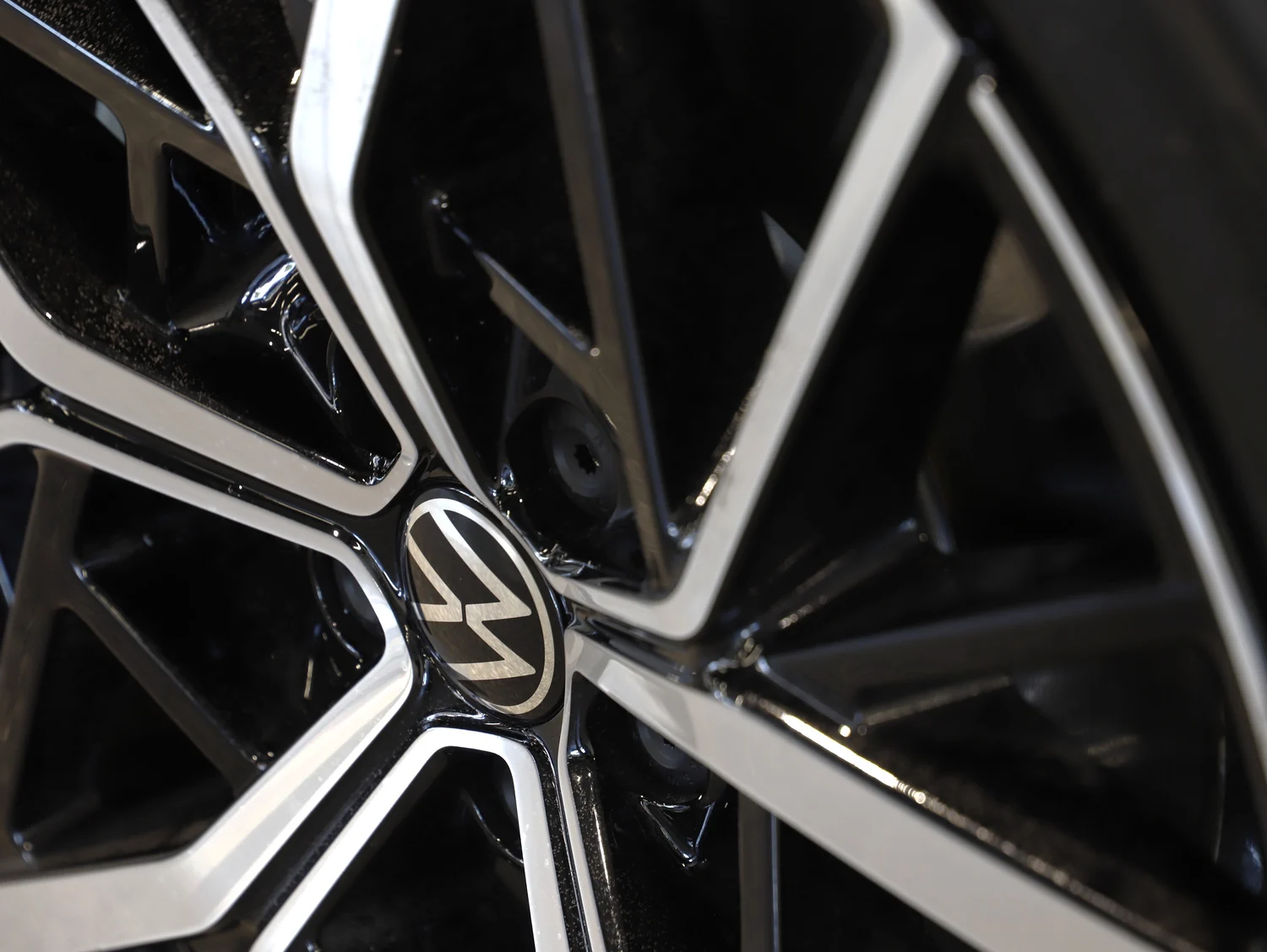 Bild eines VW Tayron Elegance eHybrid DSG 150kW