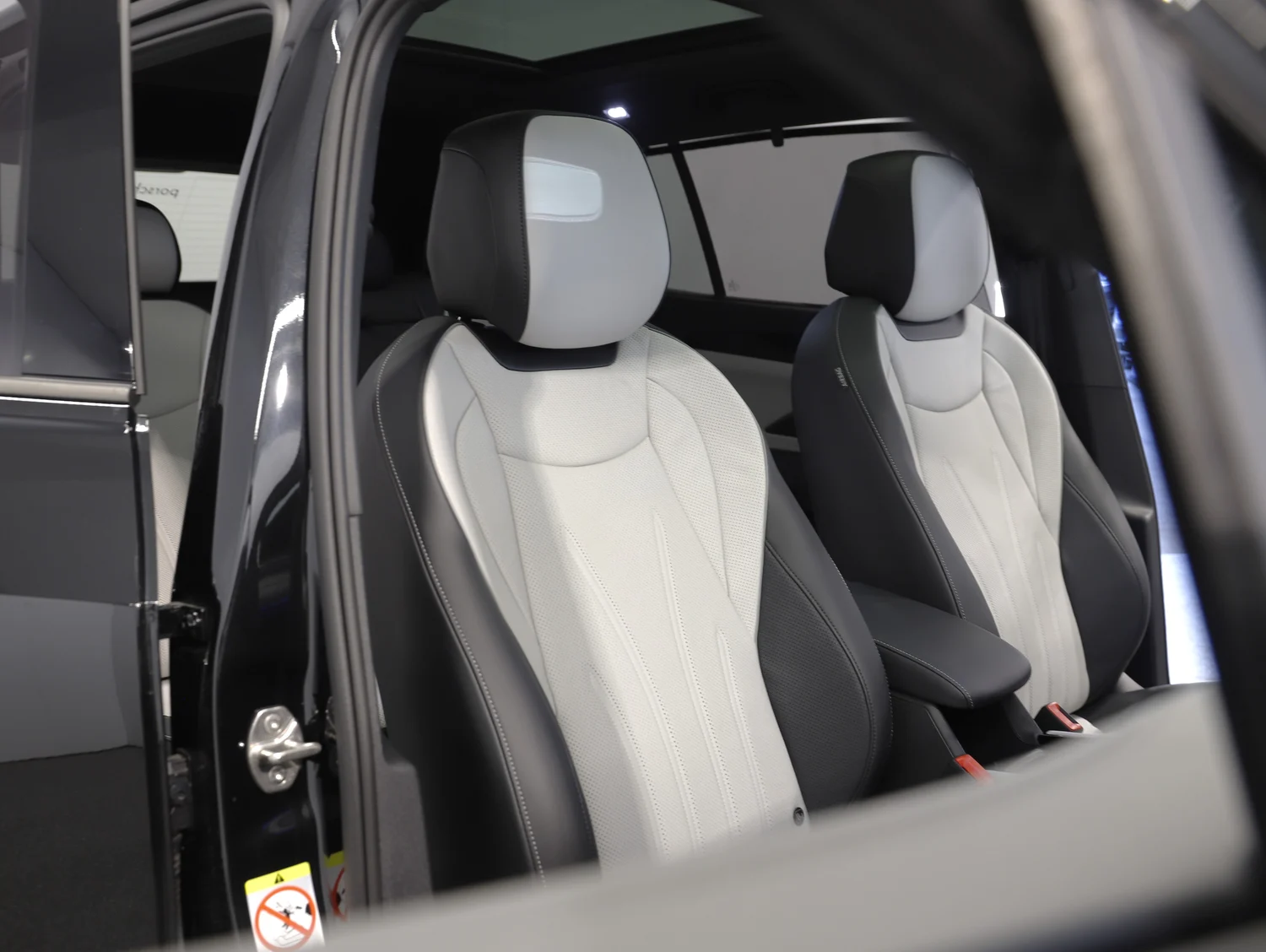 Bild eines VW Tayron Elegance eHybrid DSG 150kW