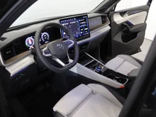 VW Tayron Elegance eHybrid DSG 150kW in Grenadillschwarz Metallic