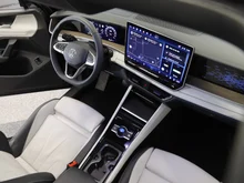 VW Tayron Elegance eHybrid DSG 150kW in Grenadillschwarz Metallic