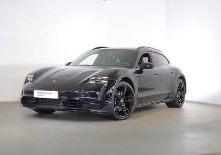 Porsche Taycan 4S Cross Turismo